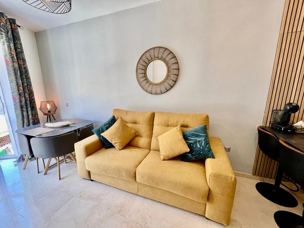 Suite La Perla Málaga Exteriör bild